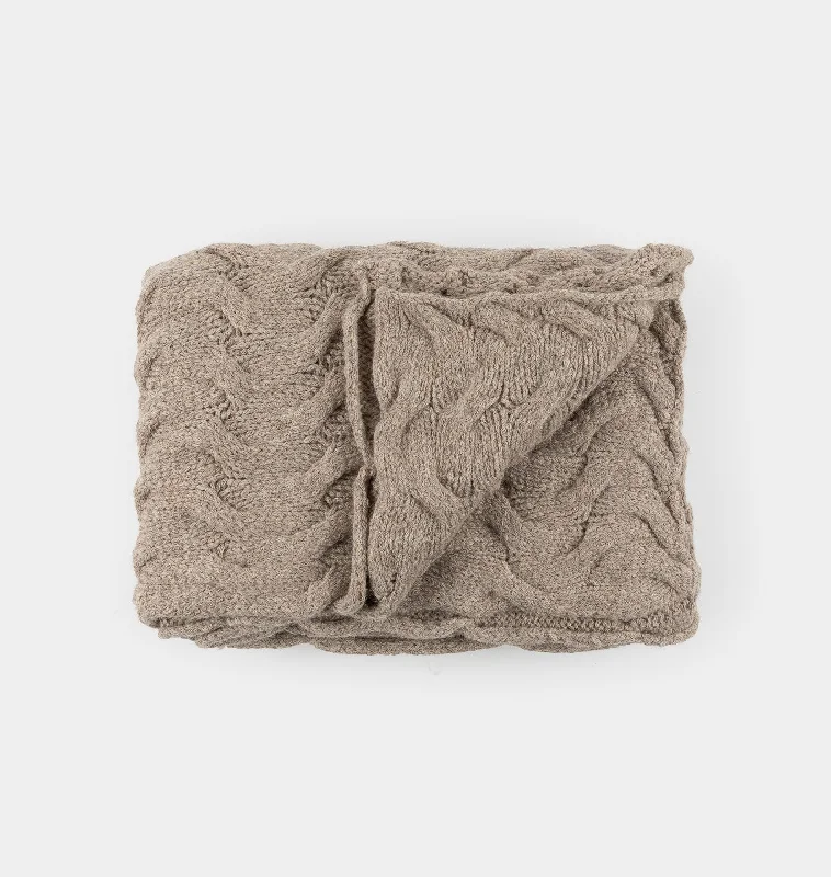 Trenza Throw Blanket Oatmeal